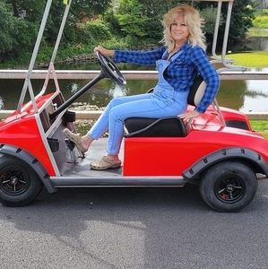 Meet your Posher, Cathy